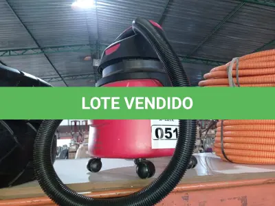 LOTE 051 - 01 ASPIRADOR DE PÓ MARCA ELECTROLUX. (NO ESTADO) ATENÇÃO! FAZER A VISITAÇÃO ANTES DE ARREMATAR, NÃO SABEMOS SE FUNCIONA. LEILÃO NÃO TEM GARANTIA E NEM DEVOLUÇÃO, SUJEITO A POSSÍVEIS AVARIAS VISÍVEIS/OCULTAS E/OU AUSÊNCIA DE COMPONENTES.