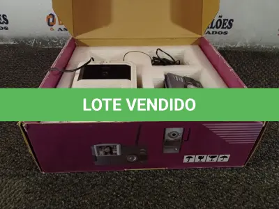 LOTE 012 - 01 DIGITAL VÍDEO PORTEIRO. (NO ESTADO) ATENÇÃO! FAZER A VISITAÇÃO ANTES DE ARREMATAR, NÃO SABEMOS SE FUNCIONA. LEILÃO NÃO TEM GARANTIA E NEM DEVOLUÇÃO, SUJEITO A POSSÍVEIS AVARIAS VISÍVEIS/OCULTAS E/OU AUSÊNCIA DE COMPONENTES.
