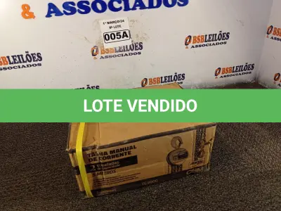 LOTE 005 - 01 TALHA MANUAL DE CORRENTE 2 TONELADAS DE CAPACIDADE 5 METROS DE ELEVAÇÃO CSM. (NOVO) (NO ESTADO) ATENÇÃO! FAZER A VISITAÇÃO ANTES DE ARREMATAR, NÃO SABEMOS SE FUNCIONA. LEILÃO NÃO TEM GARANTIA E NEM DEVOLUÇÃO, SUJEITO A POSSÍVEIS AVARIAS VISÍVEIS/OCULTAS E/OU AUSÊNCIA DE COMPONENTES