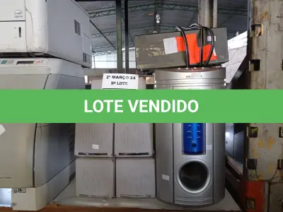 LOTE 047 - 01 CDJ PIONNER, 01 SUBWOOFER E 05 CAIXINHAS DE SOM. (NO ESTADO) ATENÇÃO! FAZER A VISITAÇÃO ANTES DE ARREMATAR, NÃO SABEMOS SE FUNCIONA. LEILÃO NÃO TEM GARANTIA E NEM DEVOLUÇÃO, SUJEITO A POSSÍVEIS AVARIAS VISÍVEIS/OCULTAS E/OU AUSÊNCIA DE COMPONENTES.
