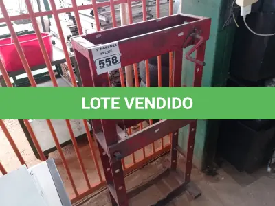 LOTE 558 - 01 BASE PARA PRENSA HIDRAULICA. (NO ESTADO) ATENÇÃO! FAZER A VISITAÇÃO ANTES DE ARREMATAR, NÃO SABEMOS SE FUNCIONA. LEILÃO NÃO TEM GARANTIA E NEM DEVOLUÇÃO, SUJEITO A POSSÍVEIS AVARIAS VISÍVEIS/OCULTAS E/OU AUSÊNCIA DE COMPONENTES.