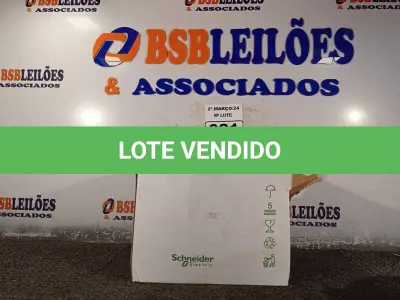 LOTE 021 - 01 LOTE COM APROXIMADAMENTE 80 LÂMPADAS LED MINI DICROICA. (NO ESTADO) ATENÇÃO! FAZER A VISITAÇÃO ANTES DE ARREMATAR, NÃO SABEMOS SE FUNCIONA. LEILÃO NÃO TEM GARANTIA E NEM DEVOLUÇÃO, SUJEITO A POSSÍVEIS AVARIAS VISÍVEIS/OCULTAS E/OU AUSÊNCIA DE COMPONENTES.