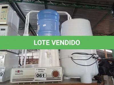 LOTE 061 - 01 CENTRIFUGA, 01 SUPORTE PARA BANHEIRA, 01 SUPORTE PARA GARRAFÃO E 01 SECADORA AUTOMÁTICA. (NO ESTADO) ATENÇÃO! FAZER A VISITAÇÃO ANTES DE ARREMATAR, NÃO SABEMOS SE FUNCIONA. LEILÃO NÃO TEM GARANTIA E NEM DEVOLUÇÃO, SUJEITO A POSSÍVEIS AVARIAS VISÍVEIS/OCULTAS E/OU AUSÊNCIA DE COMPONENTES.