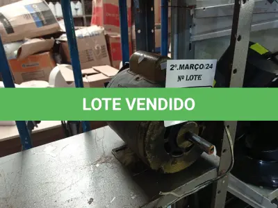 LOTE 111 - 01 MOTOR ELÉTRICO. (NO ESTADO) ATENÇÃO! FAZER A VISITAÇÃO ANTES DE ARREMATAR, NÃO SABEMOS SE FUNCIONA. LEILÃO NÃO TEM GARANTIA E NEM DEVOLUÇÃO, SUJEITO A POSSÍVEIS AVARIAS VISÍVEIS/OCULTAS E/OU AUSÊNCIA DE COMPONENTES.