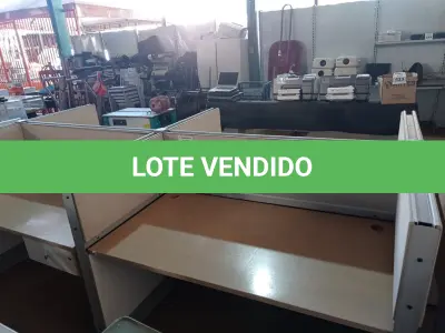 LOTE 530 - 01 BAIA PARA ESCRITORIO COM 04 LUGARES. (NO ESTADO) ATENÇÃO! FAZER A VISITAÇÃO ANTES DE ARREMATAR, NÃO SABEMOS SE FUNCIONA. LEILÃO NÃO TEM GARANTIA E NEM DEVOLUÇÃO, SUJEITO A POSSÍVEIS AVARIAS VISÍVEIS/OCULTAS E/OU AUSÊNCIA DE COMPONENTES.
