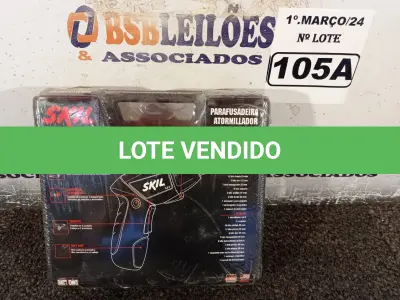 LOTE 105 - 01 PARAFUSADEIRA 220V SKIL +51 ACESSÓRIOS 4,8V. (NOVO) (NO ESTADO) ATENÇÃO! FAZER A VISITAÇÃO ANTES DE ARREMATAR, NÃO SABEMOS SE FUNCIONA. LEILÃO NÃO TEM GARANTIA E NEM DEVOLUÇÃO, SUJEITO A POSSÍVEIS AVARIAS VISÍVEIS/OCULTAS E/OU AUSÊNCIA DE COMPONENTES.