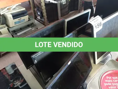 LOTE 156 - 06 MONITORES MARCAS E MODELOS DIVERSOS PARA RETIRADA DE PEÇAS. (NO ESTADO) ATENÇÃO! FAZER A VISITAÇÃO ANTES DE ARREMATAR, NÃO SABEMOS SE FUNCIONA. LEILÃO NÃO TEM GARANTIA E NEM DEVOLUÇÃO, SUJEITO A POSSÍVEIS AVARIAS VISÍVEIS/OCULTAS E/OU AUSÊNCIA DE COMPONENTES.