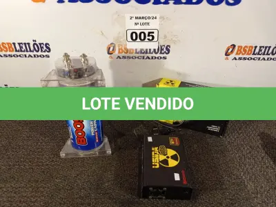 LOTE 005 - 01 MEGA CAPACITOR AUTOMOTIVO 3.5FARAD E 01 FONTE USINA 60AMP. (NO ESTADO) ATENÇÃO! FAZER A VISITAÇÃO ANTES DE ARREMATAR, NÃO SABEMOS SE FUNCIONA. LEILÃO NÃO TEM GARANTIA E NEM DEVOLUÇÃO, SUJEITO A POSSÍVEIS AVARIAS VISÍVEIS/OCULTAS E/OU AUSÊNCIA DE COMPONENTES.