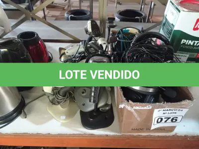 LOTE 076 - 01 LOTE COM VÁRIOS LEITORES DE CÓDIGO DE BARRAS E FONES DE OUVIDO MARCAS E MODELOS DIVERSOS. (NO ESTADO) ATENÇÃO! FAZER A VISITAÇÃO ANTES DE ARREMATAR, NÃO SABEMOS SE FUNCIONA. LEILÃO NÃO TEM GARANTIA E NEM DEVOLUÇÃO, SUJEITO A POSSÍVEIS AVARIAS VISÍVEIS/OCULTAS E/OU AUSÊNCIA DE COMPONENTES.