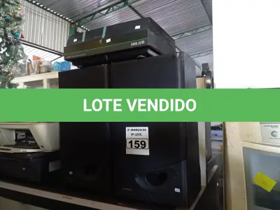 LOTE 159 - 01 TOCA DISCOS E 02 CAIXAS DE SOM. (NO ESTADO) ATENÇÃO! FAZER A VISITAÇÃO ANTES DE ARREMATAR, NÃO SABEMOS SE FUNCIONA. LEILÃO NÃO TEM GARANTIA E NEM DEVOLUÇÃO, SUJEITO A POSSÍVEIS AVARIAS VISÍVEIS/OCULTAS E/OU AUSÊNCIA DE COMPONENTES.