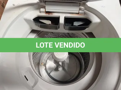 LOTE 132 - 01 LAVADORA DE ROUPAS MARCA BRASTEMP 11KG 220V. (NO ESTADO) ATENÇÃO! FAZER A VISITAÇÃO ANTES DE ARREMATAR, NÃO SABEMOS SE FUNCIONA. LEILÃO NÃO TEM GARANTIA E NEM DEVOLUÇÃO, SUJEITO A POSSÍVEIS AVARIAS VISÍVEIS/OCULTAS E/OU AUSÊNCIA DE COMPONENTES.
