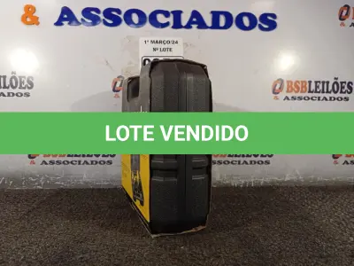 LOTE 095 - 01 KIT PARAFUSADEIRA/FURADEIRA COM IMPACTO A BATERIA, MODELO PFV 0121 BIVOLT 12V, 3/8-10MM MARCA VONDER. (NOVO) (NO ESTADO) ATENÇÃO! FAZER A VISITAÇÃO ANTES DE ARREMATAR, NÃO SABEMOS SE FUNCIONA. LEILÃO NÃO TEM GARANTIA E NEM DEVOLUÇÃO, SUJEITO A POSSÍVEIS AVARIAS VISÍVEIS/OCULTAS E/OU AUSÊNCIA DE COMPONENTES.