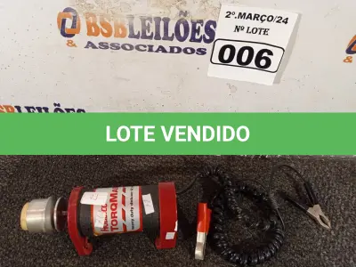 LOTE 006 - 01 TORKMASTER 180 12V. (NO ESTADO) ATENÇÃO! FAZER A VISITAÇÃO ANTES DE ARREMATAR, NÃO SABEMOS SE FUNCIONA. LEILÃO NÃO TEM GARANTIA E NEM DEVOLUÇÃO, SUJEITO A POSSÍVEIS AVARIAS VISÍVEIS/OCULTAS E/OU AUSÊNCIA DE COMPONENTES.