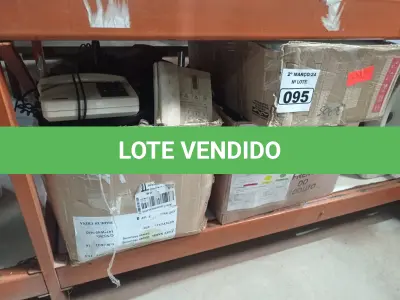 LOTE 095 - 01 LOTE COM VÁRIOS APARELHOS DE TELEFONE E CAPAS PARA DVD’S. (NO ESTADO) ATENÇÃO! FAZER A VISITAÇÃO ANTES DE ARREMATAR, NÃO SABEMOS SE FUNCIONA. LEILÃO NÃO TEM GARANTIA E NEM DEVOLUÇÃO, SUJEITO A POSSÍVEIS AVARIAS VISÍVEIS/OCULTAS E/OU AUSÊNCIA DE COMPONENTES.