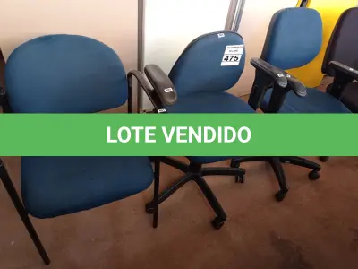 LOTE 475 - 03 CADEIRAS DE ESCRITÓRIO SENDO 01 COM BASE FIXA. (NO ESTADO) ATENÇÃO! FAZER A VISITAÇÃO ANTES DE ARREMATAR, NÃO SABEMOS SE FUNCIONA. LEILÃO NÃO TEM GARANTIA E NEM DEVOLUÇÃO, SUJEITO A POSSÍVEIS AVARIAS VISÍVEIS/OCULTAS E/OU AUSÊNCIA DE COMPONENTES.