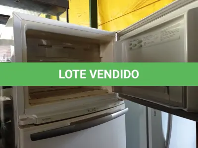 LOTE 310 - 01 GELADEIRA MARCA BRASTEMP 220V. (NO ESTADO) ATENÇÃO! FAZER A VISITAÇÃO ANTES DE ARREMATAR, NÃO SABEMOS SE FUNCIONA. LEILÃO NÃO TEM GARANTIA E NEM DEVOLUÇÃO, SUJEITO A POSSÍVEIS AVARIAS VISÍVEIS/OCULTAS E/OU AUSÊNCIA DE COMPONENTES.