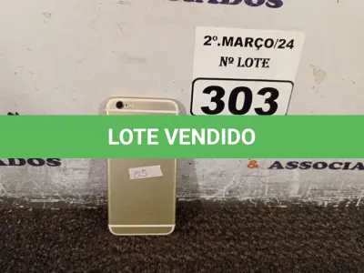 LOTE 303 - 01 CELULAR IPHONE PARA RETIRADA DE PEÇAS. (NO ESTADO) ATENÇÃO! FAZER A VISITAÇÃO ANTES DE ARREMATAR, NÃO SABEMOS SE FUNCIONA. LEILÃO NÃO TEM GARANTIA E NEM DEVOLUÇÃO, SUJEITO A POSSÍVEIS AVARIAS VISÍVEIS/OCULTAS E/OU AUSÊNCIA DE COMPONENTES.