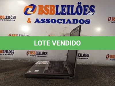 LOTE 172 - 01 NOTEBOOK MARCA DELL. (NO ESTADO) ATENÇÃO! FAZER A VISITAÇÃO ANTES DE ARREMATAR, NÃO SABEMOS SE FUNCIONA. LEILÃO NÃO TEM GARANTIA E NEM DEVOLUÇÃO, SUJEITO A POSSÍVEIS AVARIAS VISÍVEIS/OCULTAS E/OU AUSÊNCIA DE COMPONENTES.