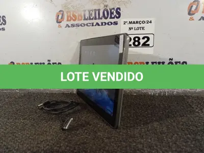 LOTE 282 - 01 TABLET SAMSUNG TAB2 TELA 10.1” COM CABO. (NO ESTADO) ATENÇÃO! FAZER A VISITAÇÃO ANTES DE ARREMATAR, NÃO SABEMOS SE FUNCIONA. LEILÃO NÃO TEM GARANTIA E NEM DEVOLUÇÃO, SUJEITO A POSSÍVEIS AVARIAS VISÍVEIS/OCULTAS E/OU AUSÊNCIA DE COMPONENTES.