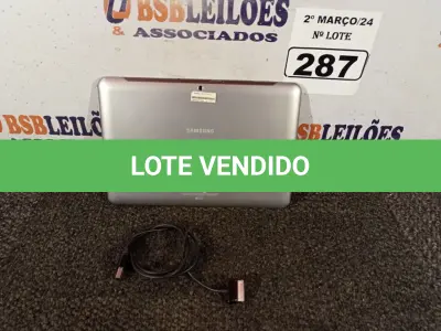 LOTE 287 - 01 TABLET SAMSUNG TAB2 TELA 10.1” COM CABO. (NO ESTADO) ATENÇÃO! FAZER A VISITAÇÃO ANTES DE ARREMATAR, NÃO SABEMOS SE FUNCIONA. LEILÃO NÃO TEM GARANTIA E NEM DEVOLUÇÃO, SUJEITO A POSSÍVEIS AVARIAS VISÍVEIS/OCULTAS E/OU AUSÊNCIA DE COMPONENTES.