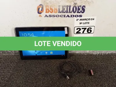 LOTE 276 - 01 TABLET SAMSUNG TAB2 TELA 10.1” COM CABO. (NO ESTADO) ATENÇÃO! FAZER A VISITAÇÃO ANTES DE ARREMATAR, NÃO SABEMOS SE FUNCIONA. LEILÃO NÃO TEM GARANTIA E NEM DEVOLUÇÃO, SUJEITO A POSSÍVEIS AVARIAS VISÍVEIS/OCULTAS E/OU AUSÊNCIA DE COMPONENTES.
