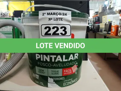 LOTE 223 - 01 BALDE DE TINTA IQUINE PINTALAR FOSCO-AVELUDADO 15L SEM A IDENTIFICAÇÃO DA COR. (NO ESTADO) ATENÇÃO! FAZER A VISITAÇÃO ANTES DE ARREMATAR, NÃO SABEMOS SE FUNCIONA. LEILÃO NÃO TEM GARANTIA E NEM DEVOLUÇÃO, SUJEITO A POSSÍVEIS AVARIAS VISÍVEIS/OCULTAS E/OU AUSÊNCIA DE COMPONENTES.
