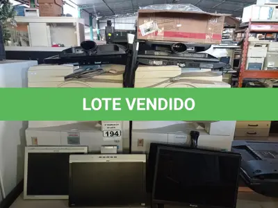 LOTE 194 - 02 IMPRESSORAS MULTIFUNCIONAL, 01 FUSOR DA IMPRESSORA OKI E 10 MONITORES MARCAS E MODELOS DIVERSOS. (NO ESTADO) ATENÇÃO! FAZER A VISITAÇÃO ANTES DE ARREMATAR, NÃO SABEMOS SE FUNCIONA. LEILÃO NÃO TEM GARANTIA E NEM DEVOLUÇÃO, SUJEITO A POSSÍVEIS AVARIAS VISÍVEIS/OCULTAS E/OU AUSÊNCIA DE COMPONENTES.