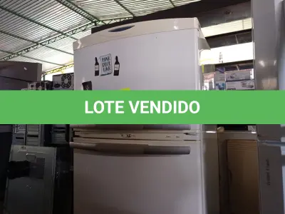 LOTE 310 - 01 GELADEIRA MARCA BRASTEMP 220V. (NO ESTADO) ATENÇÃO! FAZER A VISITAÇÃO ANTES DE ARREMATAR, NÃO SABEMOS SE FUNCIONA. LEILÃO NÃO TEM GARANTIA E NEM DEVOLUÇÃO, SUJEITO A POSSÍVEIS AVARIAS VISÍVEIS/OCULTAS E/OU AUSÊNCIA DE COMPONENTES.