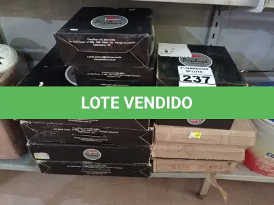 LOTE 237 - 01 LOTE COM VÁRIAS LUMINÁRIAS MARCAS E MODELOS DIVERSOS. (NO ESTADO) ATENÇÃO! FAZER A VISITAÇÃO ANTES DE ARREMATAR, NÃO SABEMOS SE FUNCIONA. LEILÃO NÃO TEM GARANTIA E NEM DEVOLUÇÃO, SUJEITO A POSSÍVEIS AVARIAS VISÍVEIS/OCULTAS E/OU AUSÊNCIA DE COMPONENTES.