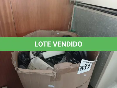 LOTE 411 - 01 LOTE COM VÁRIOS APARELHOS DE TELEFONE MARCAS E MODELOS DIVERSOS. (NO ESTADO) ATENÇÃO! FAZER A VISITAÇÃO ANTES DE ARREMATAR, NÃO SABEMOS SE FUNCIONA. LEILÃO NÃO TEM GARANTIA E NEM DEVOLUÇÃO, SUJEITO A POSSÍVEIS AVARIAS VISÍVEIS/OCULTAS E/OU AUSÊNCIA DE COMPONENTES.