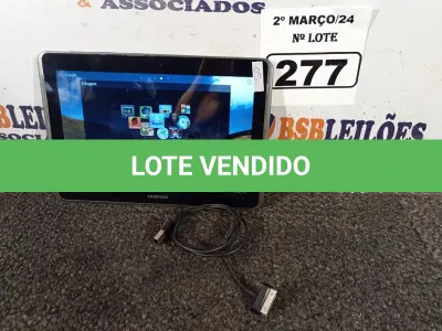 LOTE 277 - 01 TABLET SAMSUNG TAB2 TELA 10.1” COM CABO. (NO ESTADO) ATENÇÃO! FAZER A VISITAÇÃO ANTES DE ARREMATAR, NÃO SABEMOS SE FUNCIONA. LEILÃO NÃO TEM GARANTIA E NEM DEVOLUÇÃO, SUJEITO A POSSÍVEIS AVARIAS VISÍVEIS/OCULTAS E/OU AUSÊNCIA DE COMPONENTES.