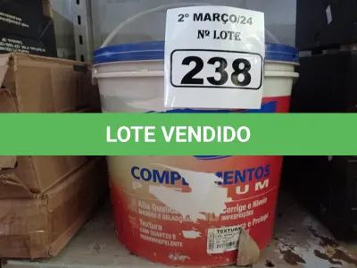 LOTE 238 - 01 BALDE DE TEXTURA EUCATEX 23KG. (NO ESTADO) ATENÇÃO! FAZER A VISITAÇÃO ANTES DE ARREMATAR, NÃO SABEMOS SE FUNCIONA. LEILÃO NÃO TEM GARANTIA E NEM DEVOLUÇÃO, SUJEITO A POSSÍVEIS AVARIAS VISÍVEIS/OCULTAS E/OU AUSÊNCIA DE COMPONENTES.