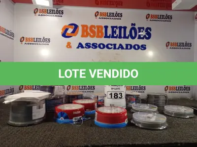 LOTE 183 - 01 LOTE COM GRANDE QUANTIDADE DE MÍDIAS DE DVD. (NO ESTADO) ATENÇÃO! FAZER A VISITAÇÃO ANTES DE ARREMATAR, NÃO SABEMOS SE FUNCIONA. LEILÃO NÃO TEM GARANTIA E NEM DEVOLUÇÃO, SUJEITO A POSSÍVEIS AVARIAS VISÍVEIS/OCULTAS E/OU AUSÊNCIA DE COMPONENTES.