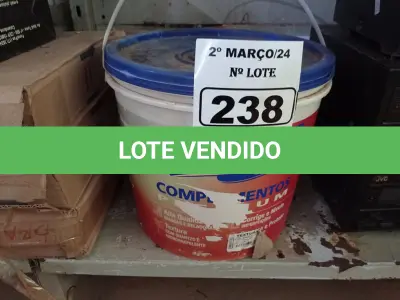 LOTE 238 - 01 BALDE DE TEXTURA EUCATEX 23KG. (NO ESTADO) ATENÇÃO! FAZER A VISITAÇÃO ANTES DE ARREMATAR, NÃO SABEMOS SE FUNCIONA. LEILÃO NÃO TEM GARANTIA E NEM DEVOLUÇÃO, SUJEITO A POSSÍVEIS AVARIAS VISÍVEIS/OCULTAS E/OU AUSÊNCIA DE COMPONENTES.