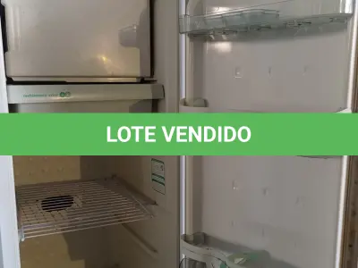 LOTE 309 - 01 GELADEIRA MARCA CÔNSUL 220V. (NO ESTADO) ATENÇÃO! FAZER A VISITAÇÃO ANTES DE ARREMATAR, NÃO SABEMOS SE FUNCIONA. LEILÃO NÃO TEM GARANTIA E NEM DEVOLUÇÃO, SUJEITO A POSSÍVEIS AVARIAS VISÍVEIS/OCULTAS E/OU AUSÊNCIA DE COMPONENTES.