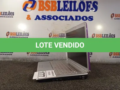LOTE 177 - 01 NOTEBOOK MARCA DELL. (NO ESTADO) ATENÇÃO! FAZER A VISITAÇÃO ANTES DE ARREMATAR, NÃO SABEMOS SE FUNCIONA. LEILÃO NÃO TEM GARANTIA E NEM DEVOLUÇÃO, SUJEITO A POSSÍVEIS AVARIAS VISÍVEIS/OCULTAS E/OU AUSÊNCIA DE COMPONENTES.