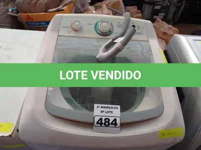 LOTE 484 - 01 MÁQUINA DE LAVAR ROUPAS MARCA CÔNSUL 10KG 220V. (NO ESTADO) ATENÇÃO! FAZER A VISITAÇÃO ANTES DE ARREMATAR, NÃO SABEMOS SE FUNCIONA. LEILÃO NÃO TEM GARANTIA E NEM DEVOLUÇÃO, SUJEITO A POSSÍVEIS AVARIAS VISÍVEIS/OCULTAS E/OU AUSÊNCIA DE COMPONENTES.