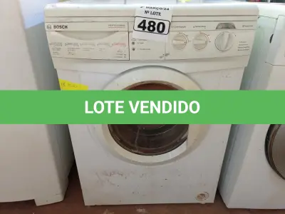 LOTE 480 - 01 LAVADORA DE ROUPAS MARCA BOSCH 220V. (NO ESTADO) ATENÇÃO! FAZER A VISITAÇÃO ANTES DE ARREMATAR, NÃO SABEMOS SE FUNCIONA. LEILÃO NÃO TEM GARANTIA E NEM DEVOLUÇÃO, SUJEITO A POSSÍVEIS AVARIAS VISÍVEIS/OCULTAS E/OU AUSÊNCIA DE COMPONENTES.