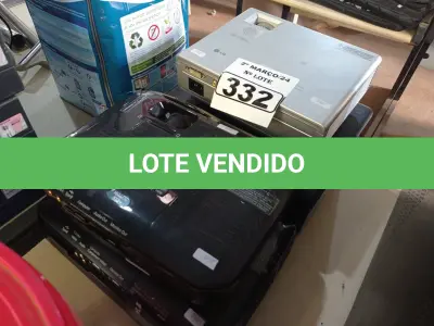 LOTE 332 - 04 PROJETORES MULTIMIDIA MARCAS E MODELOS DIVERSOS PARA RETIRADA DE PEÇAS. (NO ESTADO) ATENÇÃO! FAZER A VISITAÇÃO ANTES DE ARREMATAR, NÃO SABEMOS SE FUNCIONA. LEILÃO NÃO TEM GARANTIA E NEM DEVOLUÇÃO, SUJEITO A POSSÍVEIS AVARIAS VISÍVEIS/OCULTAS E/OU AUSÊNCIA DE COMPONENTES.