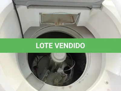 LOTE 499 - 01 MÁQUINA DE LAVAR ROUPAS MARCA BRASTEMP 11KG 220V. (NO ESTADO) ATENÇÃO! FAZER A VISITAÇÃO ANTES DE ARREMATAR, NÃO SABEMOS SE FUNCIONA. LEILÃO NÃO TEM GARANTIA E NEM DEVOLUÇÃO, SUJEITO A POSSÍVEIS AVARIAS VISÍVEIS/OCULTAS E/OU AUSÊNCIA DE COMPONENTES.