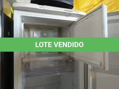 LOTE 308 - 01 GELADEIRA MARCA ELECTROLUX 220V. (NO ESTADO) ATENÇÃO! FAZER A VISITAÇÃO ANTES DE ARREMATAR, NÃO SABEMOS SE FUNCIONA. LEILÃO NÃO TEM GARANTIA E NEM DEVOLUÇÃO, SUJEITO A POSSÍVEIS AVARIAS VISÍVEIS/OCULTAS E/OU AUSÊNCIA DE COMPONENTES.