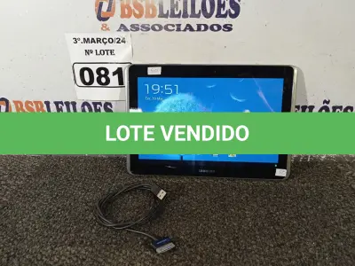 LOTE 081 - 01 TABLET SAMSUNG TAB2 TELA 10” COM CABO. (NO ESTADO) ATENÇÃO! FAZER A VISITAÇÃO ANTES DE ARREMATAR, NÃO SABEMOS SE FUNCIONA. LEILÃO NÃO TEM GARANTIA E NEM DEVOLUÇÃO, SUJEITO A POSSÍVEIS AVARIAS VISÍVEIS/OCULTAS E/OU AUSÊNCIA DE COMPONENTES.