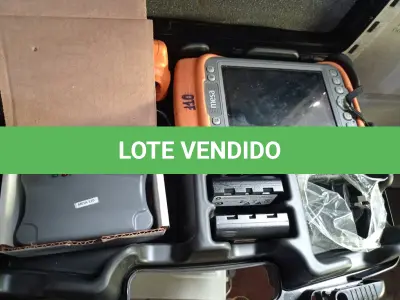 LOTE 213 - 01 GPS JUNIPER MESA COM MALETA. (NO ESTADO) ATENÇÃO! FAZER A VISITAÇÃO ANTES DE ARREMATAR, NÃO SABEMOS SE FUNCIONA. LEILÃO NÃO TEM GARANTIA E NEM DEVOLUÇÃO, SUJEITO A POSSÍVEIS AVARIAS VISÍVEIS/OCULTAS E/OU AUSÊNCIA DE COMPONENTES.