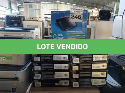 LOTE 246 - 11 ROTEADORES CISCO WRT54G2. (NO ESTADO) ATENÇÃO! FAZER A VISITAÇÃO ANTES DE ARREMATAR, NÃO SABEMOS SE FUNCIONA. LEILÃO NÃO TEM GARANTIA E NEM DEVOLUÇÃO, SUJEITO A POSSÍVEIS AVARIAS VISÍVEIS/OCULTAS E/OU AUSÊNCIA DE COMPONENTES.