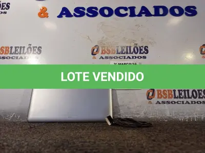 LOTE 064 - 01 TABLET SAMSUNG TAB2 TELA 10” COM CABO. (NO ESTADO) ATENÇÃO! FAZER A VISITAÇÃO ANTES DE ARREMATAR, NÃO SABEMOS SE FUNCIONA. LEILÃO NÃO TEM GARANTIA E NEM DEVOLUÇÃO, SUJEITO A POSSÍVEIS AVARIAS VISÍVEIS/OCULTAS E/OU AUSÊNCIA DE COMPONENTES.