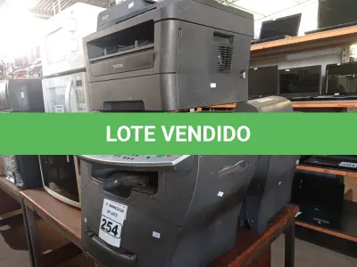 LOTE 254 - 03 IMPRESSORAS MARCAS E MODELOS DIVERSOS PARA RETIRADA DE PEÇAS. (NO ESTADO) ATENÇÃO! FAZER A VISITAÇÃO ANTES DE ARREMATAR, NÃO SABEMOS SE FUNCIONA. LEILÃO NÃO TEM GARANTIA E NEM DEVOLUÇÃO, SUJEITO A POSSÍVEIS AVARIAS VISÍVEIS/OCULTAS E/OU AUSÊNCIA DE COMPONENTES.