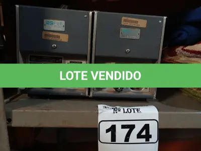 LOTE 174 - 02 DECIBELÍMETROS. (NO ESTADO) ATENÇÃO! FAZER A VISITAÇÃO ANTES DE ARREMATAR, NÃO SABEMOS SE FUNCIONA. LEILÃO NÃO TEM GARANTIA E NEM DEVOLUÇÃO, SUJEITO A POSSÍVEIS AVARIAS VISÍVEIS/OCULTAS E/OU AUSÊNCIA DE COMPONENTES.