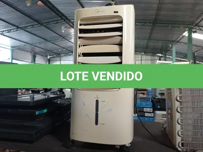 LOTE 230 - 01 CAIXA DE SOM AMPLIFICADA MARCA TRC E 01 CLIMATIZADOR. (NO ESTADO) ATENÇÃO! FAZER A VISITAÇÃO ANTES DE ARREMATAR, NÃO SABEMOS SE FUNCIONA. LEILÃO NÃO TEM GARANTIA E NEM DEVOLUÇÃO, SUJEITO A POSSÍVEIS AVARIAS VISÍVEIS/OCULTAS E/OU AUSÊNCIA DE COMPONENTES.