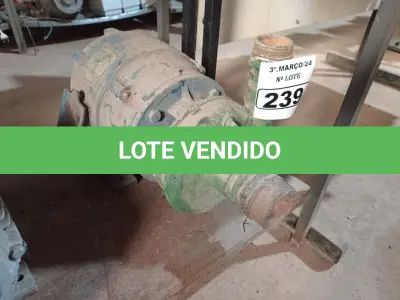 LOTE 239 - 01 MOTOR ELÉTRICO. (NO ESTADO) ATENÇÃO! FAZER A VISITAÇÃO ANTES DE ARREMATAR, NÃO SABEMOS SE FUNCIONA. LEILÃO NÃO TEM GARANTIA E NEM DEVOLUÇÃO, SUJEITO A POSSÍVEIS AVARIAS VISÍVEIS/OCULTAS E/OU AUSÊNCIA DE COMPONENTES.