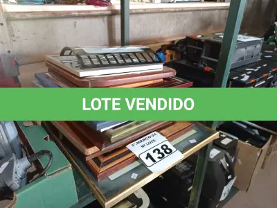LOTE 138 - 01 LOTE COM QUADROS DECORATIVOS DIVERSOS. (NO ESTADO) ATENÇÃO! FAZER A VISITAÇÃO ANTES DE ARREMATAR, NÃO SABEMOS SE FUNCIONA. LEILÃO NÃO TEM GARANTIA E NEM DEVOLUÇÃO, SUJEITO A POSSÍVEIS AVARIAS VISÍVEIS/OCULTAS E/OU AUSÊNCIA DE COMPONENTES.